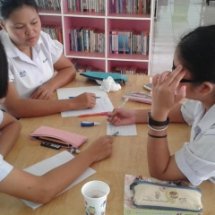 ศึกษาหาความรู้พื้นฐานทางภาษาอังกฤษเพื่อใช้ในการดำเนินการ