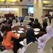 ประชุมเชิงปฏิบัติการ ถอดบทเรียนกระบวนการจัดการเรียนรู้เพื่อเสริมสร้างอุปนิสัยอยู่อย่างพอเพียง และการบริหารจัดการเพื่อเป็นศูนย์การเรียนรู้ฯ โรงเรียนเครือข่ายภาคกลางและภาคตะวันออก