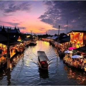 โครงการมัคคุเทศก์น้อยตลาดน้ำอัมพวา