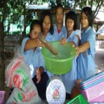 กิจกรรมปลูกผักปลอดสารพิษตามแนวพระราชดำริเศรษฐกิจพอเพียง