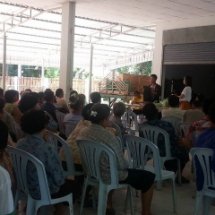 ประชุมให้ความรู้ (บ้านสันป่าสัก)