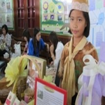 การประชุมนำเสนอผลงานการขับเคลื่อนเศรษฐกิจพอเพียงสู่สถานศึกษา