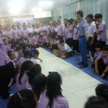 จัดอบรมให้ความรู้และสร้างความเข้าใจเกี่ยวกับคุณค่าของป่าและผลกระทบของป่าในบริเวณที่มีขยะ แก่แกนนำเยาวชนของแต่ละหมู่บ้าน 