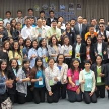 การประชุมคณะกรรมการผู้ทรงคุณวุฒิ ครั้งที่ 1/2558 หลักสูตรนักถักทอชุมชนเพื่อการพัฒนาเด็ก เยาวชน และครอบครัว