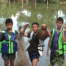 เสื้อชูชีพจากเศษวัสดุ