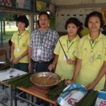 การออกร้านหนึ่งโครงงานหนึ่งอาชีพ